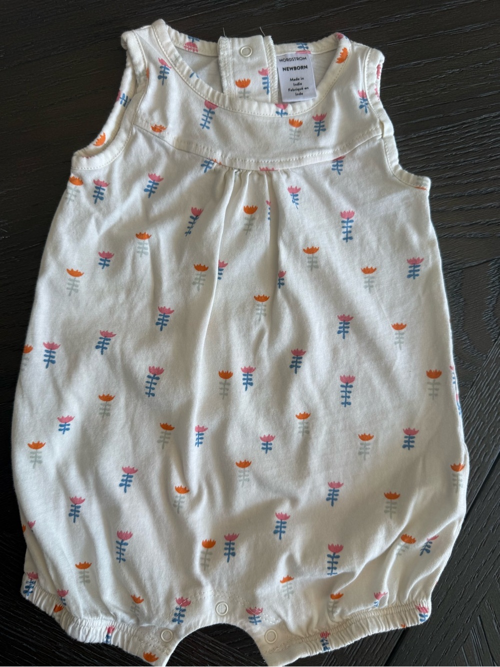 Nordstrom Newborn Floral Sleeveless Romper - White with Pink & Orange Flowers